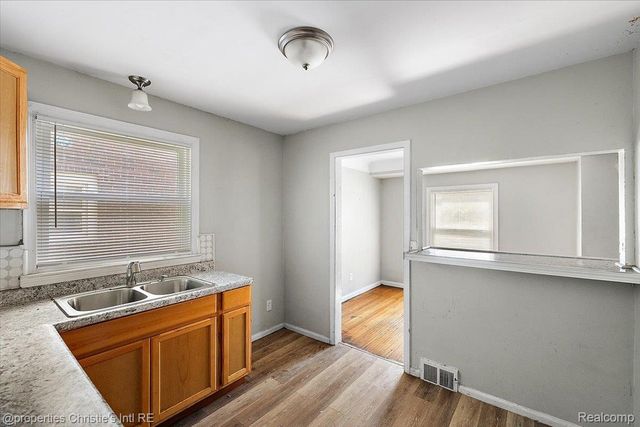 14073 Collingham Drive, Detroit, MI 48205