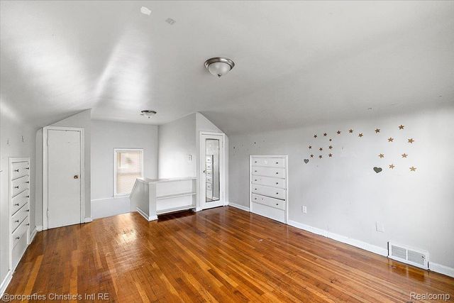 14073 Collingham Drive, Detroit, MI 48205