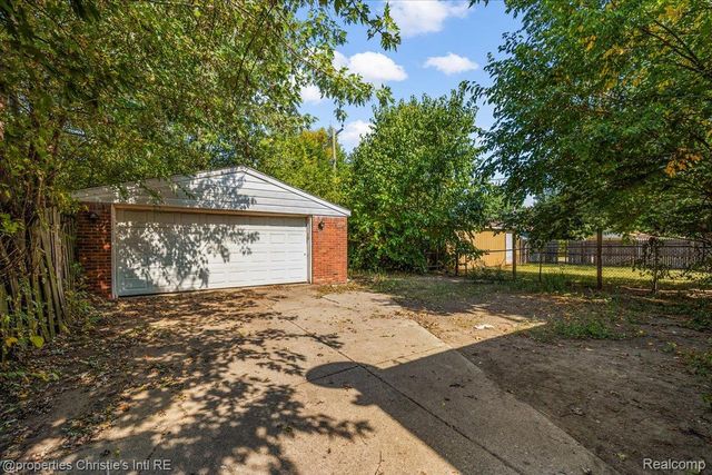 14073 Collingham Drive, Detroit, MI 48205