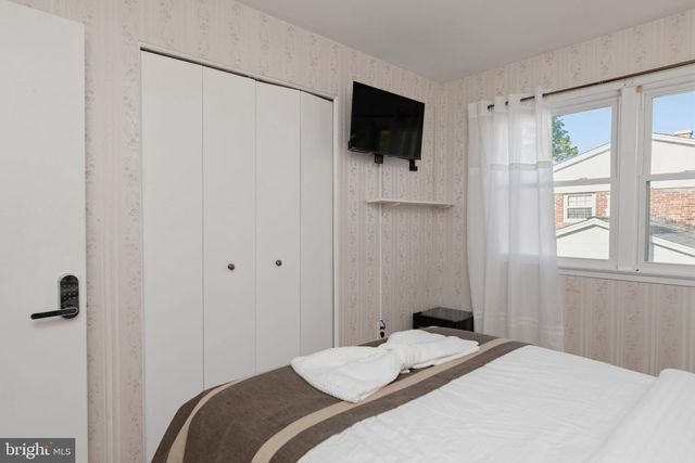 13323 FOXHALL DR, Silver Spring, MD 20906