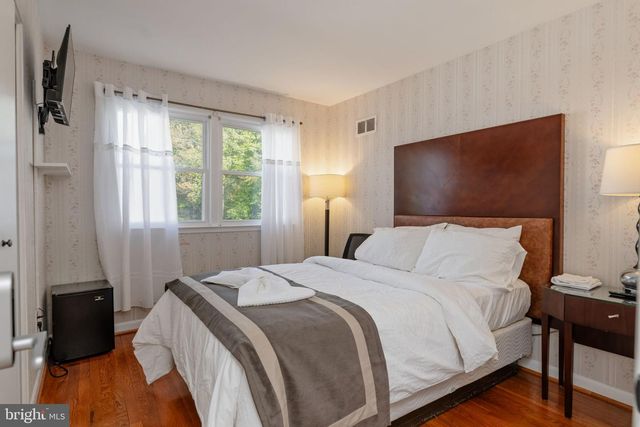 13323 FOXHALL DR, Silver Spring, MD 20906