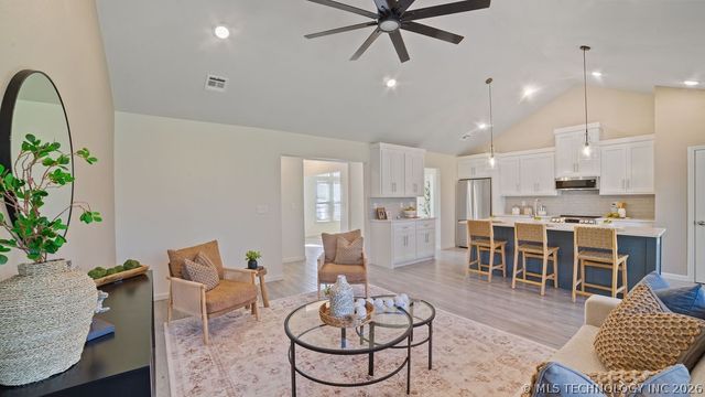 33262 Cardinal Drive, Afton, OK 74331