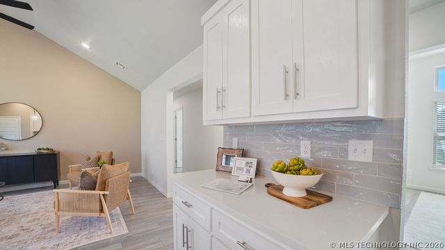 33262 Cardinal Drive, Afton, OK 74331