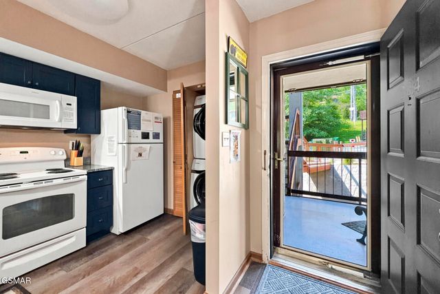 1155 Upper Alpine Way, Gatlinburg, TN 37738