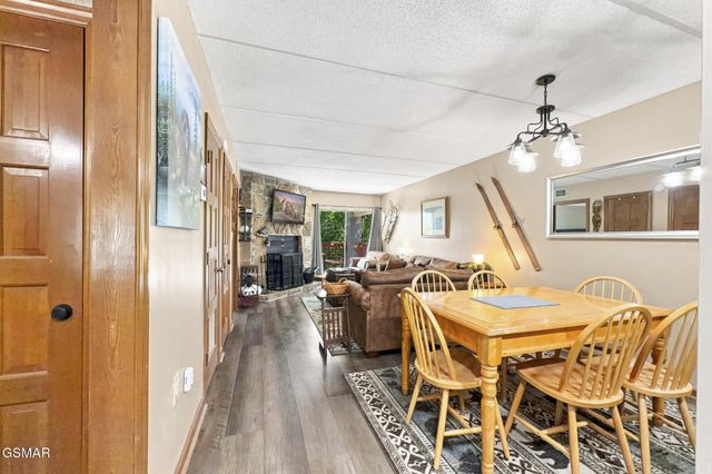 1155 Upper Alpine Way, Gatlinburg, TN 37738