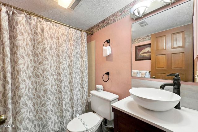 1155 Upper Alpine Way, Gatlinburg, TN 37738