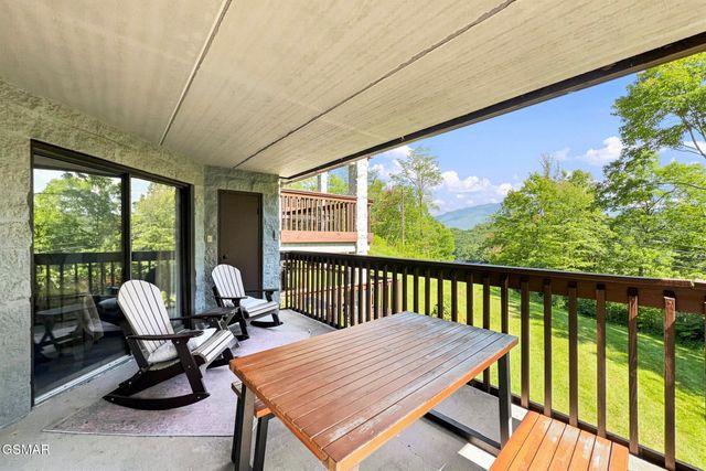 1155 Upper Alpine Way, Gatlinburg, TN 37738