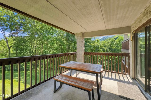 1155 Upper Alpine Way, Gatlinburg, TN 37738