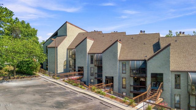 1155 Upper Alpine Way, Gatlinburg, TN 37738