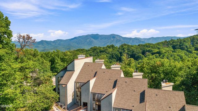 1155 Upper Alpine Way, Gatlinburg, TN 37738