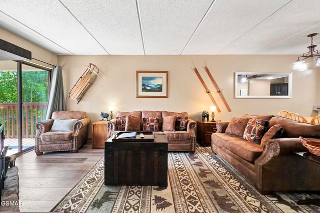 1155 Upper Alpine Way, Gatlinburg, TN 37738