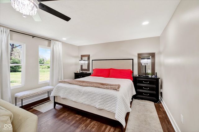 5726 Cooper Road, Indianapolis, IN 46228