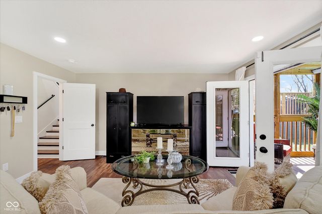 5726 Cooper Road, Indianapolis, IN 46228