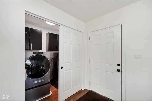 5726 Cooper Road, Indianapolis, IN 46228