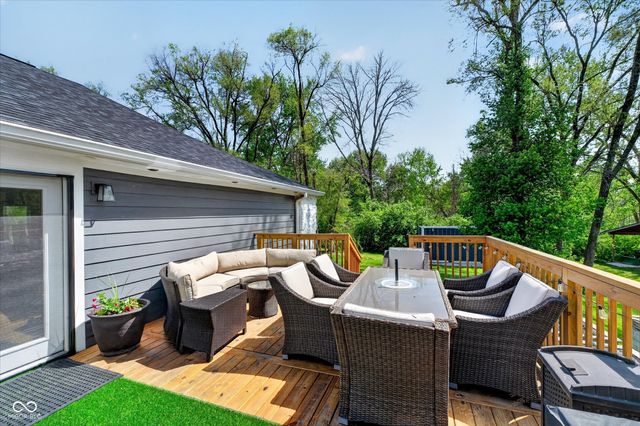 5726 Cooper Road, Indianapolis, IN 46228