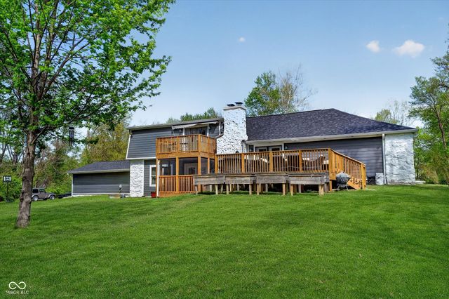 5726 Cooper Road, Indianapolis, IN 46228