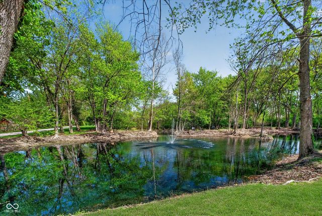 5726 Cooper Road, Indianapolis, IN 46228