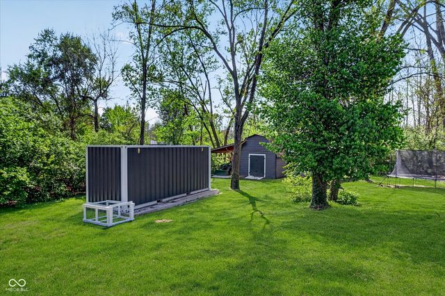 5726 Cooper Road, Indianapolis, IN 46228