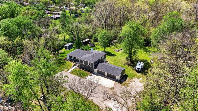 5726 Cooper Road, Indianapolis, IN 46228