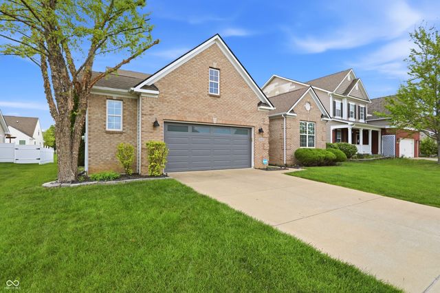 1534 Tuscany Drive, Greenwood, IN 46143