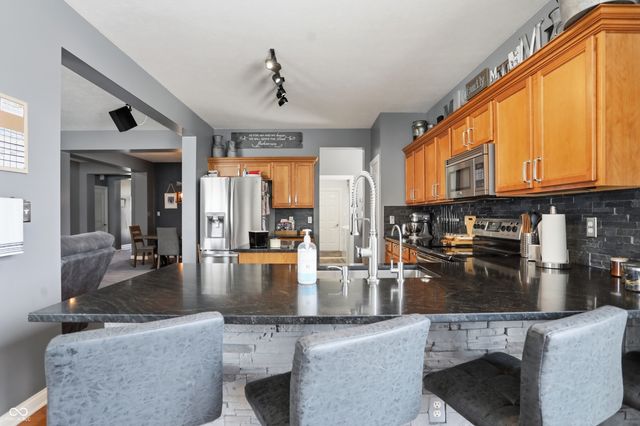 1534 Tuscany Drive, Greenwood, IN 46143