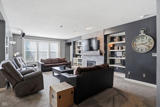 1534 Tuscany Drive, Greenwood, IN 46143
