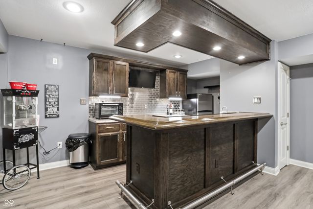 1534 Tuscany Drive, Greenwood, IN 46143