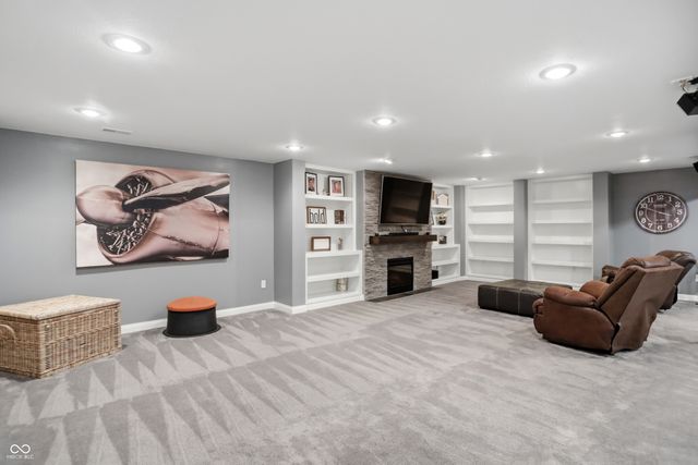 1534 Tuscany Drive, Greenwood, IN 46143