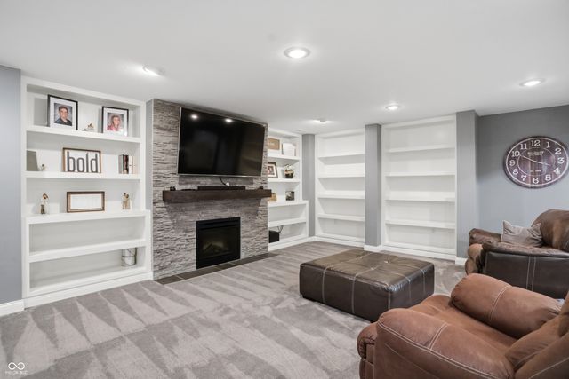 1534 Tuscany Drive, Greenwood, IN 46143