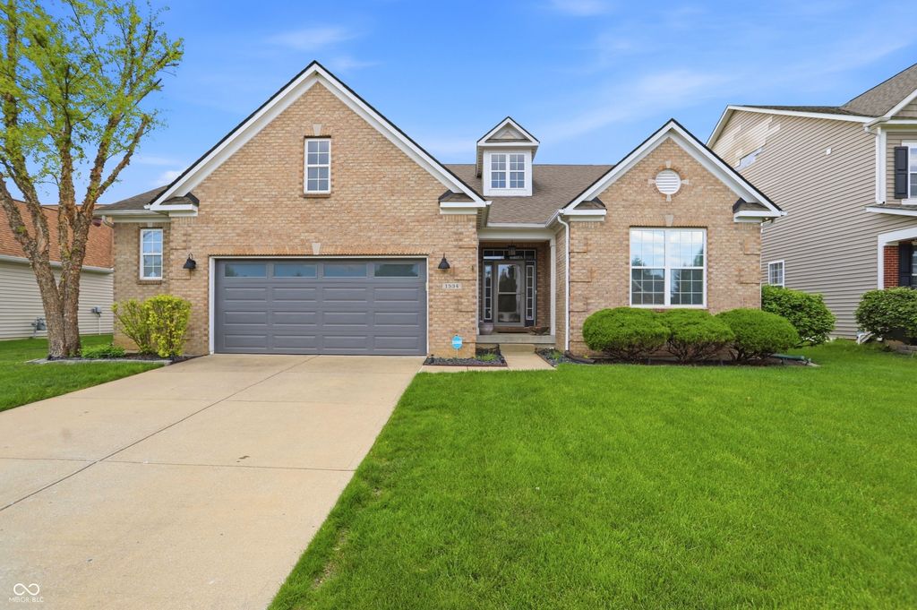 1534 Tuscany Drive, Greenwood, IN 46143