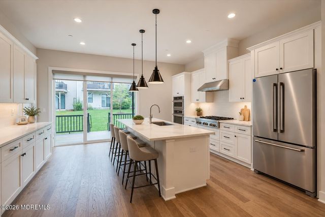 16 Valiant Court, Middletown, NJ 07748