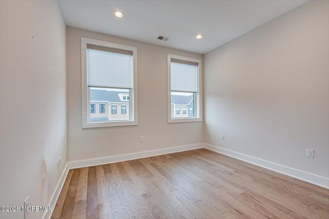 16 Valiant Court, Middletown, NJ 07748