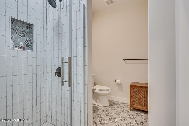 16 Valiant Court, Middletown, NJ 07748