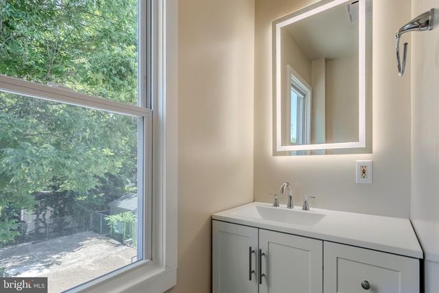 45 S BRIGHTON AVE, Upper Darby, PA 19082