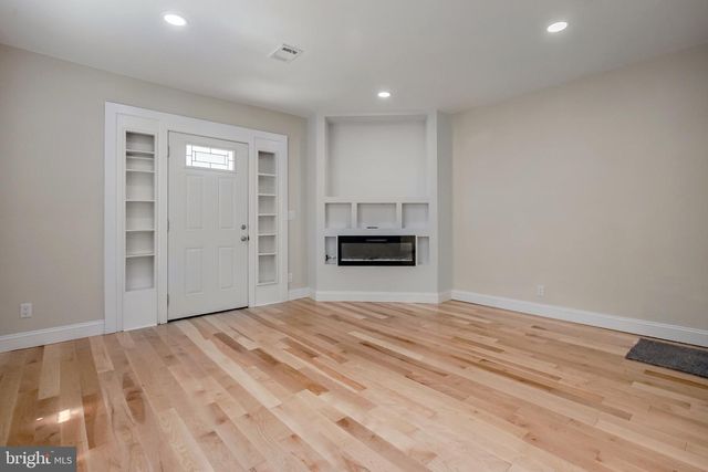 45 S BRIGHTON AVE, Upper Darby, PA 19082