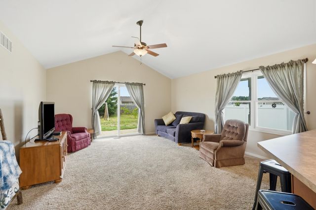 320 Ironwood Street NW, Demotte, IN 46310