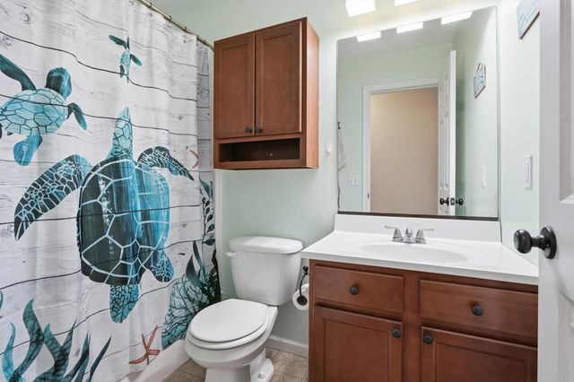 320 Ironwood Street NW, Demotte, IN 46310