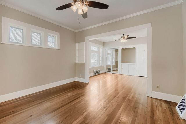 822 Smith Avenue S, Saint Paul, MN 55107