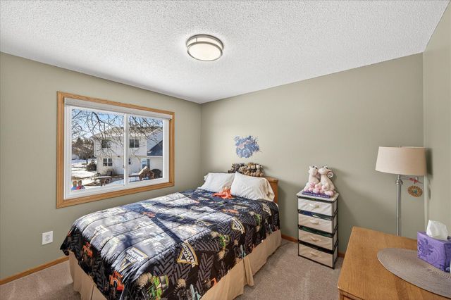 9141 Sierra Road, Woodbury, MN 55125