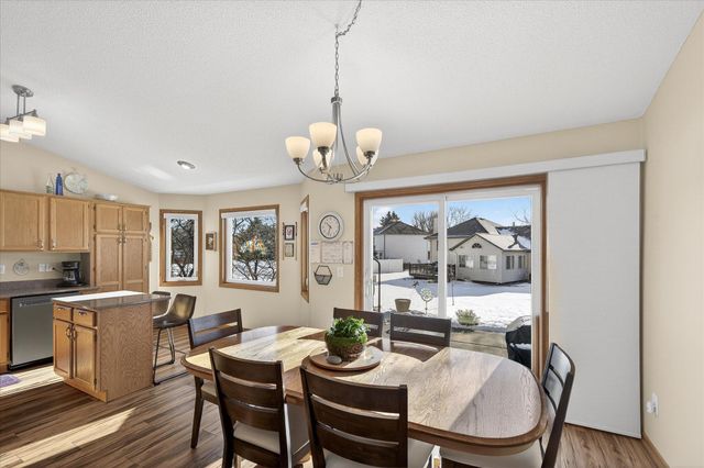 9141 Sierra Road, Woodbury, MN 55125