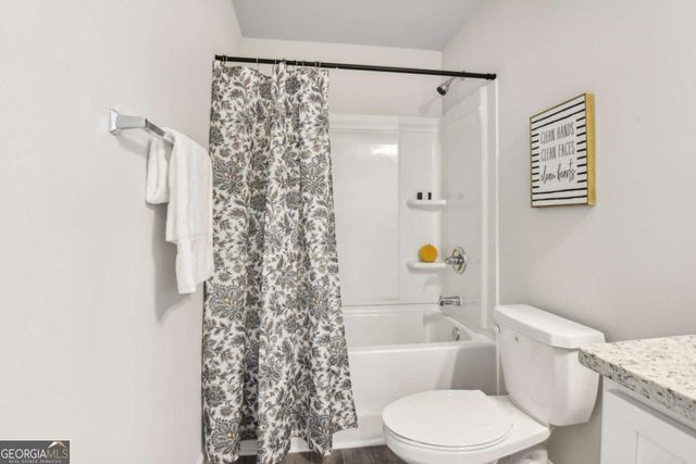 424 Camrose Avenue, Union City, GA 30291