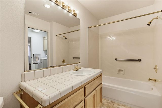 114 Carriage Ln, Grass Valley, CA 95949
