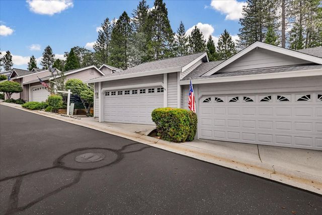 114 Carriage Ln, Grass Valley, CA 95949