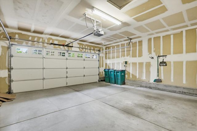 114 Carriage Ln, Grass Valley, CA 95949