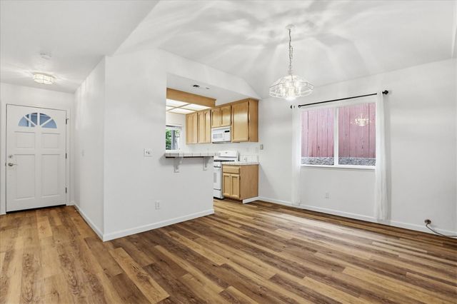 114 Carriage Ln, Grass Valley, CA 95949