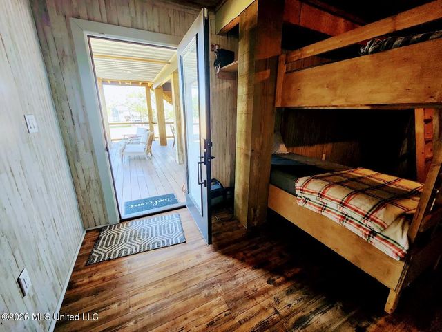 11662 Bayou View Drive, Bay Saint Louis, MS 39520