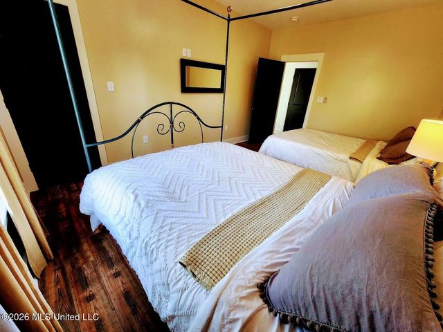 11662 Bayou View Drive, Bay Saint Louis, MS 39520