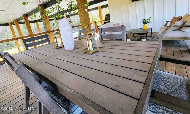 11662 Bayou View Drive, Bay Saint Louis, MS 39520