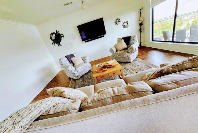 11662 Bayou View Drive, Bay Saint Louis, MS 39520