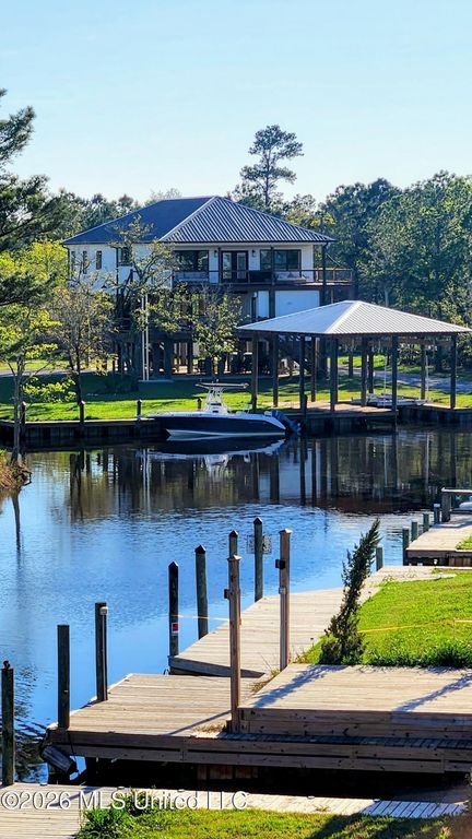 11662 Bayou View Drive, Bay Saint Louis, MS 39520